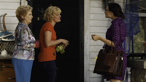 Cloris Leachman, Martha Plimpton, Jenny Slate - Raising Hope - Throw Maw Maw from the House, Part One - Do filme