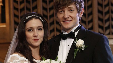 Shannon Woodward, Lucas Neff - Raising Hope - Modern Wedding - Photos