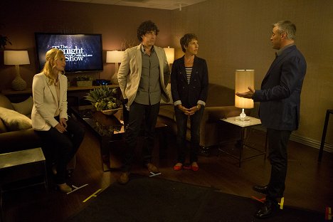 Genevieve O'Reilly, Stephen Mangan, Tamsin Greig, Matt LeBlanc - Episodes - Episode 4 - De la película