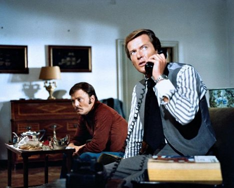 Stacy Keach, Roger Moore - Street People - Photos