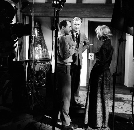 Edward Mulhare, Joanne Woodward - Signpost to Murder - Making of