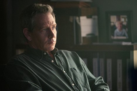 Ben Mendelsohn - The Outsider - Fish in a Barrel - De la película