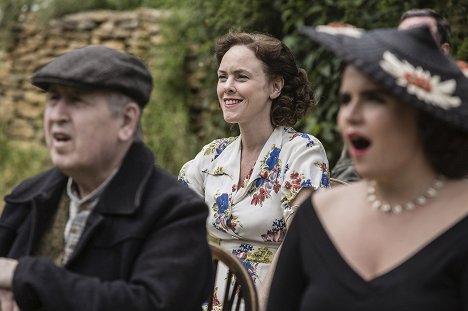 Jennifer Hennessy, Emer Kenny - Father Brown - The Blood of the Anarchists - Photos