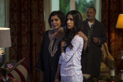 Meera Syal, Melanie Chandra - Krize - Jako na péro - Z filmu