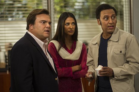 Jack Black, Melanie Chandra, Aasif Mandvi - The Brink - Tweet Tweet Tweet - Film