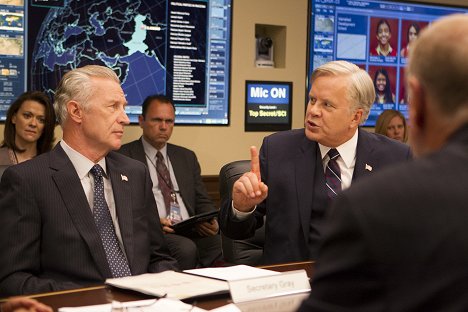 Geoff Pierson, Tim Robbins - The Brink - Die Welt am Abgrund - Wer ist Grover Cleveland? - Filmfotos