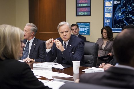 Geoff Pierson, Tim Robbins, Maribeth Monroe - The Brink - Who's Grover Cleveland? - De la película