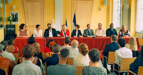 Jeanne Balibar, Ramzy Bedia, Emmanuelle Béart, Florence Loiret Caille, Mathieu Amalric, Denis Mpunga - Merveilles à Montfermeil - Kuvat elokuvasta