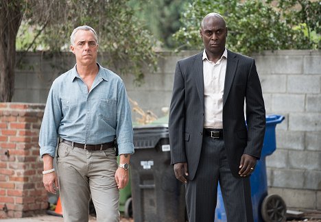 Titus Welliver, Lance Reddick - Bosch - Exit Time - Photos