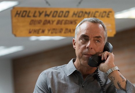 Titus Welliver - Bosch - Folge dem Geld - Filmfotos