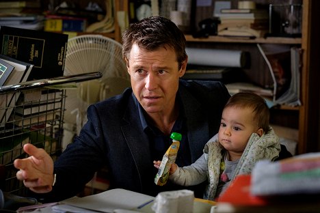 Rodger Corser - Doctor Doctor - Don't Stop Me Now - Do filme