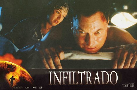 Elizabeth Peña, Gary Sinise - Impostor - Lobby Cards