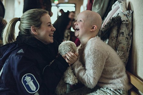Iina Kuustonen, Venla Ronkainen - Arctic Circle - Kellari - Film