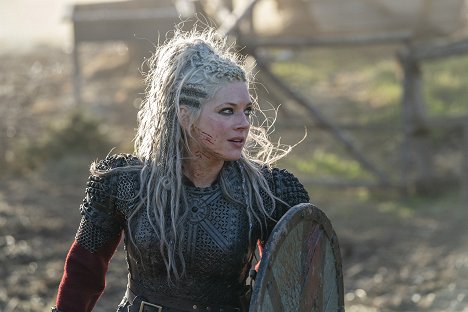 Katheryn Winnick - Vikings - Death and the Serpent - Photos