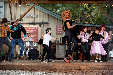 Izzy G., RuPaul - AJ and the Queen - Little Rock - Photos