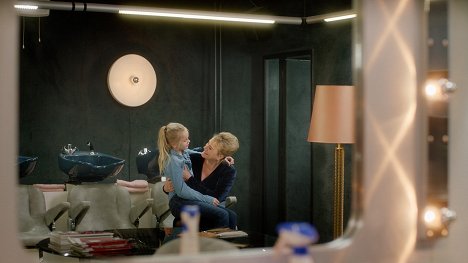 Vita Heijmen, Beppie Melissen - Kapsalon Romy - De la película