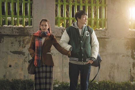 Ye-jin Son, Ji-sub So - Jigeum mannaleo gabnida - Van film