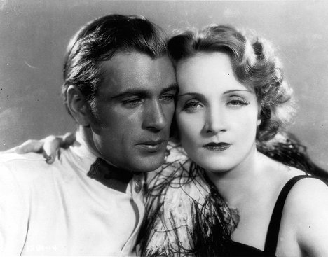 Gary Cooper, Marlene Dietrich - Gary Cooper - The Irresistible - Van film