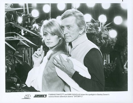 Farrah Fawcett, Kirk Douglas - Saturn 3 - Fotosky