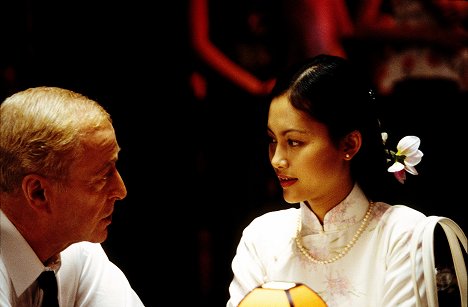 Michael Caine, Thi Hai Yen Do - The Quiet American - Van film