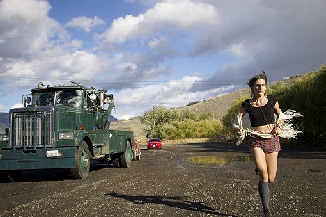 Andrea Whitburn - Wrecker - Death Truck - Filmfotos