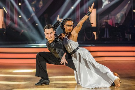 Michal Bureš, Tonya Graves - StarDance aneb když hvězdy tančí - Film