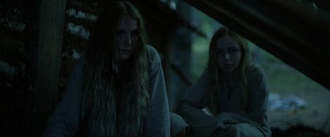 Moa Enqvist Stefansdotter, Lilja Östervall Lyngbrant - The Huntress: Rune of the Dead - Film