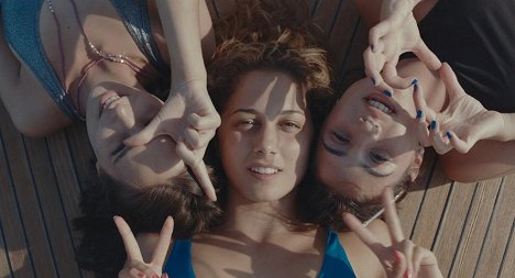Denise Tantucci, Blu Yoshimi, Angela Fontana - Likemeback - Van film