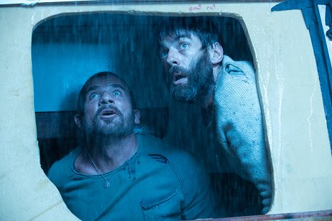 Dominic Purcell, Owen Black - Stranded - Photos