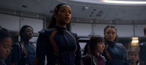 Taylor Russell - Lost in Space - Ninety-Seven - Photos