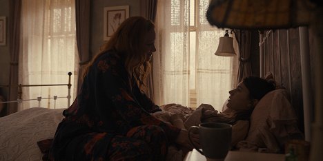 Lauren Ambrose, Nell Tiger Free - Servant - Úhoř - Z filmu