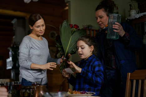 Jolanta Fraszyńska, Julia Kostow, Beata Schimscheiner - Leśniczówka - Z filmu