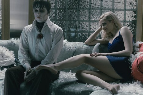 Johnny Depp, Eva Green - Dark Shadows - Photos