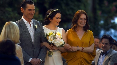 Billy Crudup, Abby Quinn, Julianne Moore - After the Wedding - Filmfotos