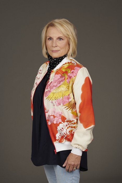 Jennifer Saunders - Cizinec - Promo