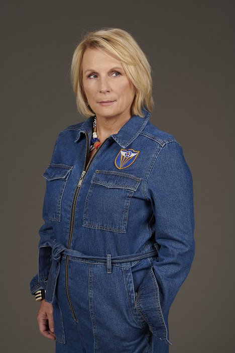 Jennifer Saunders - Cizinec - Promo