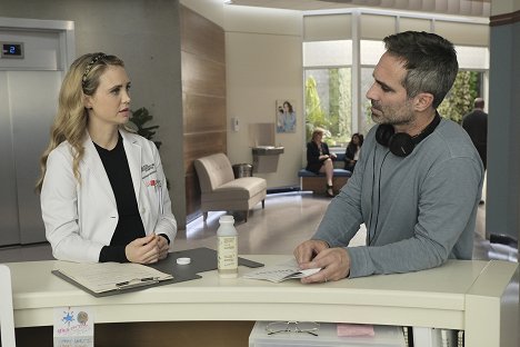 Fiona Gubelmann, Nestor Carbonell - The Good Doctor - La Toute Première Fois - Tournage