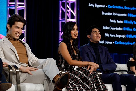 “Party of Five” Session – The cast and executive producers of Freeforms “Party of Five” addressed the press at the 2020 TCA Winter Press Tour, at The Langham Huntington, in Pasadena, California - Brandon Larracuente, Emily Tosta, Niko Guardado - Party of Five - Événements