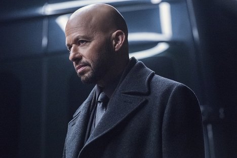 Jon Cryer - Supergirl - De volta do futuro – Parte 1 - Do filme