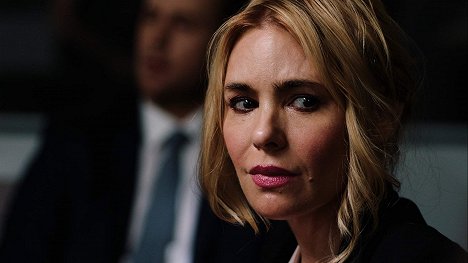 Olivia d'Abo - Ztracený syn - Z filmu