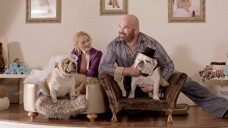 Rosalie Thomass, Matt Bloom - The Dog Wedding - Do filme