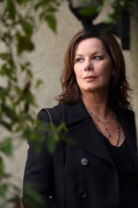 Marcia Gay Harden - Code Black - As Night Comes and I’m Breathing - Photos