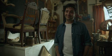 John Magaro - The Umbrella Academy - Extra Ordinary - Photos