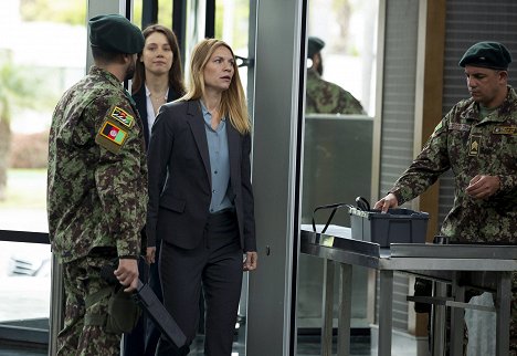 Andrea Deck, Claire Danes - Homeland - 180 Tage - Filmfotos