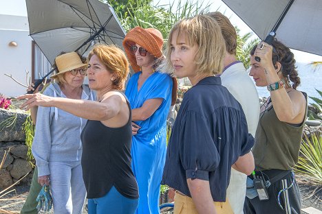 Rosa Maria Sardà, Ángeles Reiné, Ingrid García Jonsson - Salir del ropero - Del rodaje