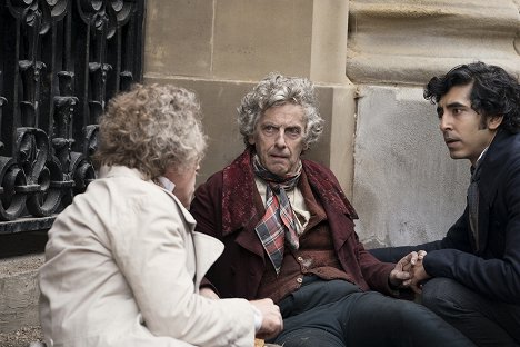 Peter Capaldi, Dev Patel - La increíble historia de David Copperfield - De la película
