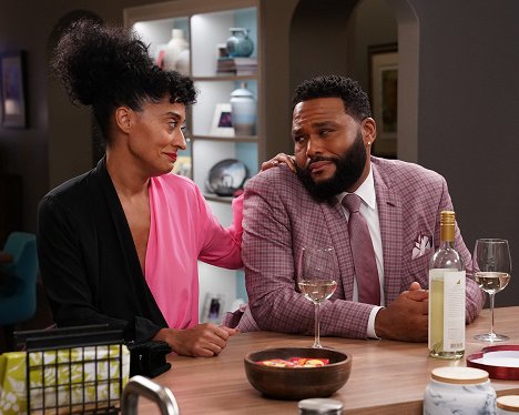 Tracee Ellis Ross, Anthony Anderson - Black-ish - The Gauntlet - Photos