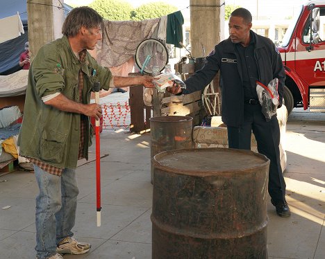 Jason George - Station 19 - Dům, kde nikdo nebydlí - Z filmu