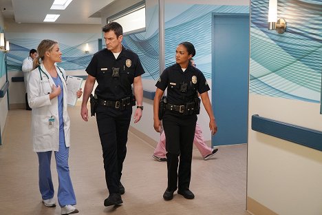 Ali Larter, Nathan Fillion, Mekia Cox - The Rookie - Day of Death - Photos
