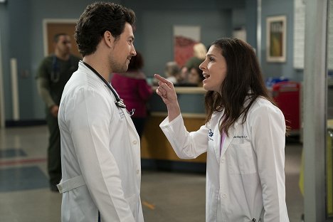 Giacomo Gianniotti, Shoshannah Stern - Grey's Anatomy - Accordez-moi cette danse - Film